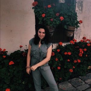 Meet your Posher, Jessica